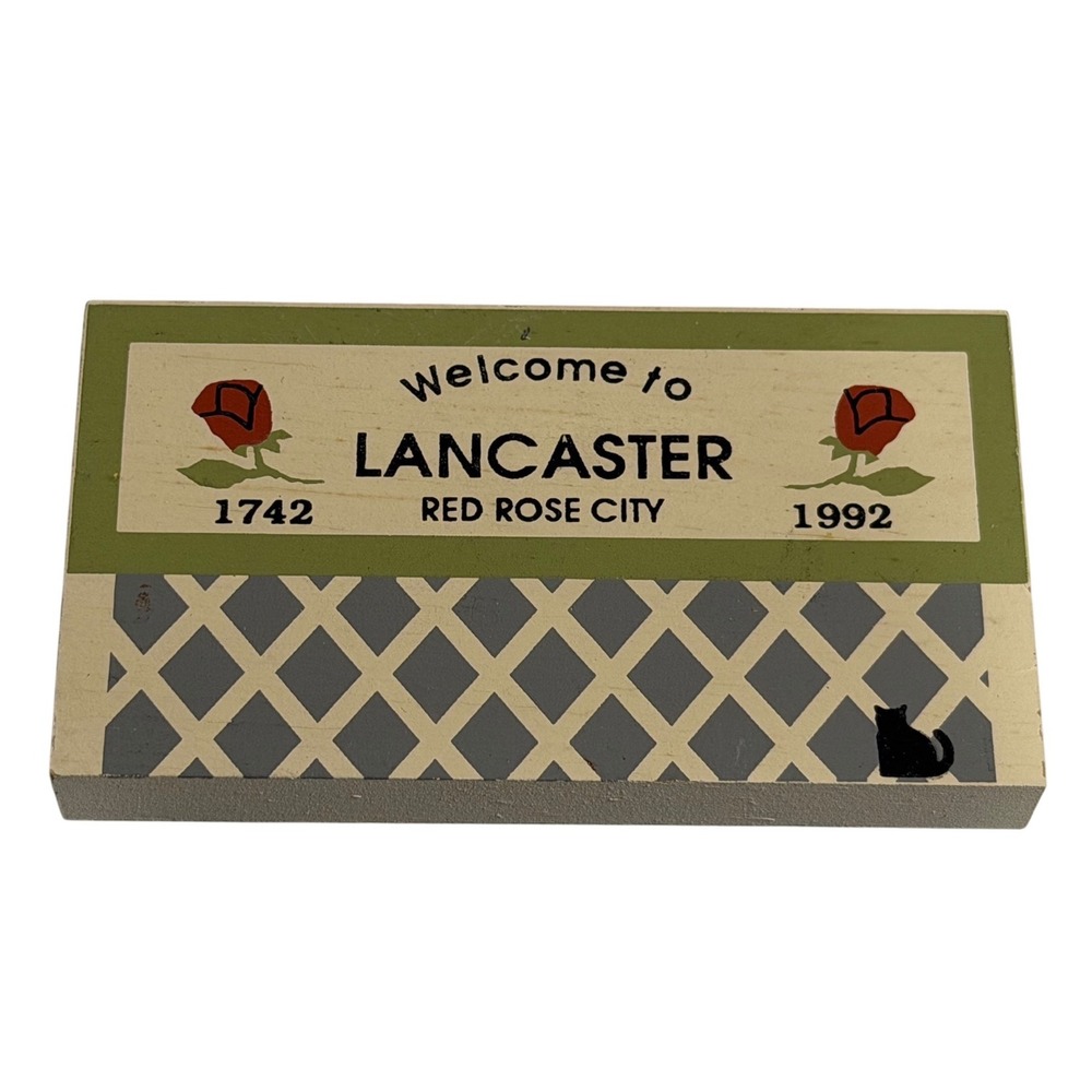 VTG The Cat's Meow Village Lancaster Red Rose City Wood Block Sign Green Cream